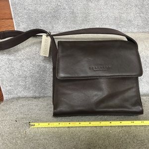 Kenneth Cole Reaction leather purse